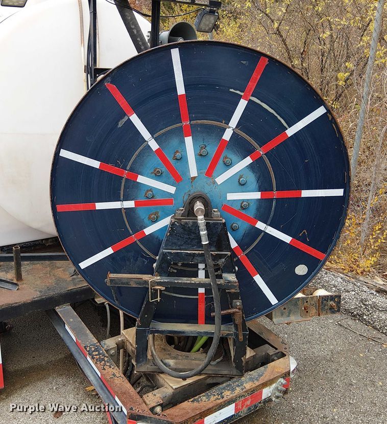 image for item FK0685 Sewer jetter truck bed