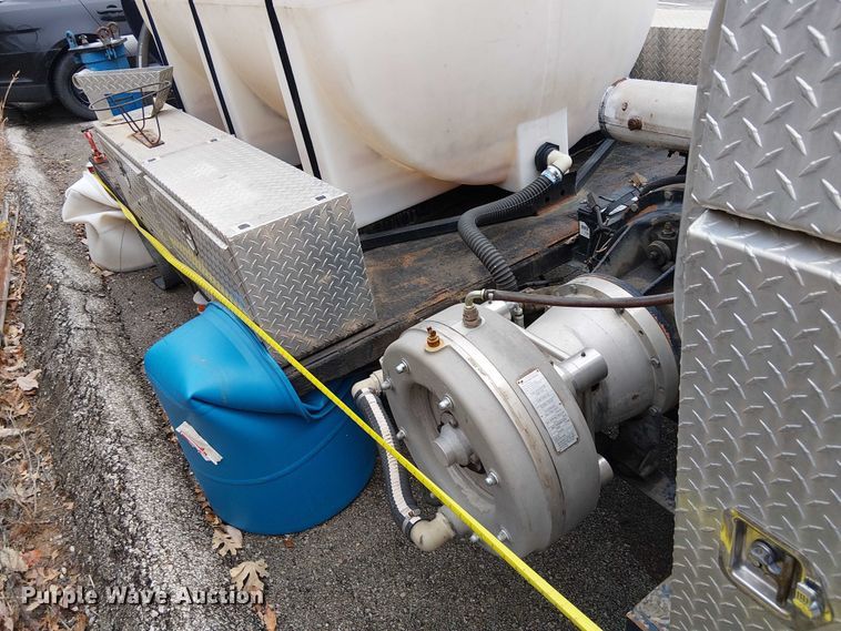 image for item FK0685 Sewer jetter truck bed