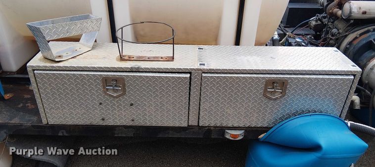 image for item FK0685 Sewer jetter truck bed