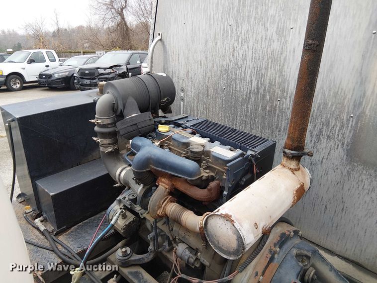 image for item FK0685 Sewer jetter truck bed