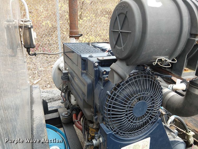 image for item FK0685 Sewer jetter truck bed