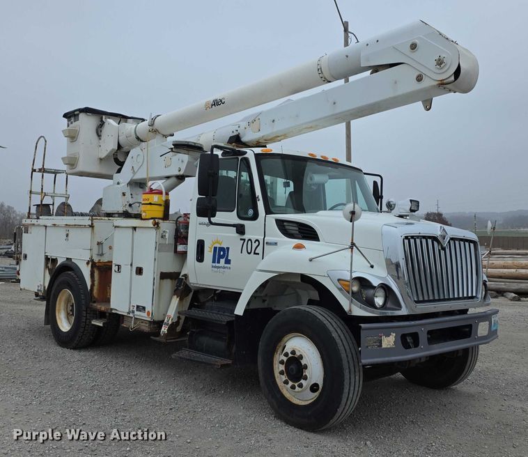image for item FK0686 2009 International Work Star bucket truck