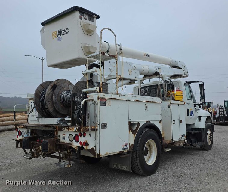 image for item FK0686 2009 International Work Star bucket truck