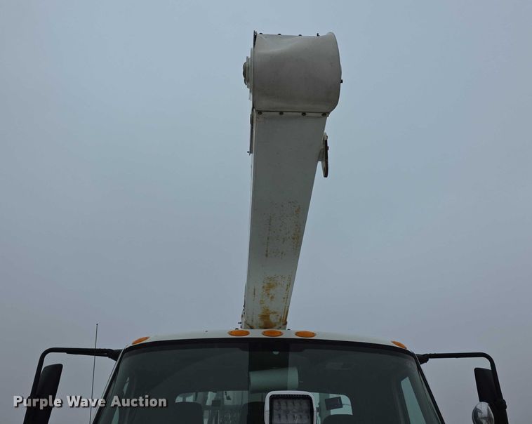 image for item FK0686 2009 International Work Star bucket truck