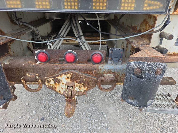 image for item FK0686 2009 International Work Star bucket truck