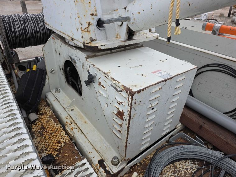 image for item FK0686 2009 International Work Star bucket truck