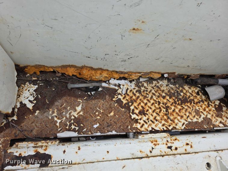 image for item FK0686 2009 International Work Star bucket truck