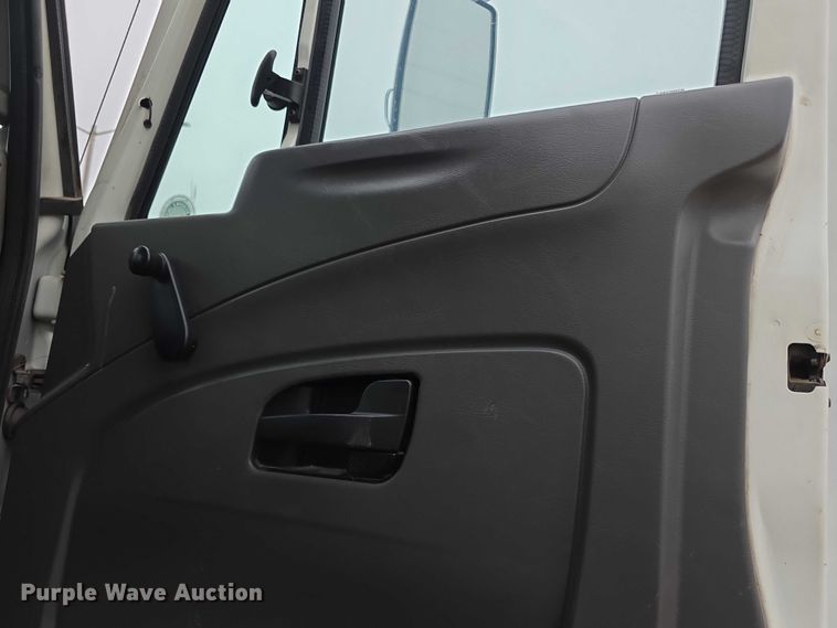 image for item FK0686 2009 International Work Star bucket truck