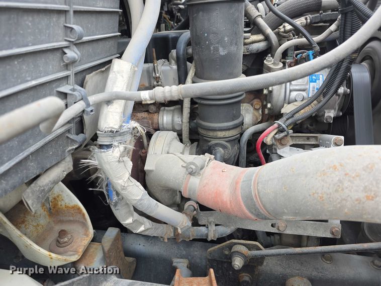 image for item FK0686 2009 International Work Star bucket truck