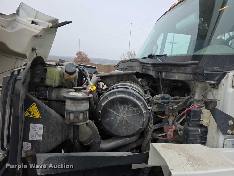 image for item FK0686 2009 International Work Star bucket truck