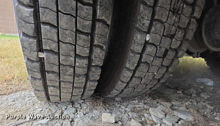 image for item FK0686 2009 International Work Star bucket truck