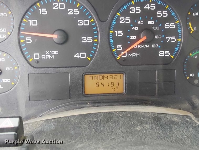 image for item FK0687 2007 International 7400 digger derrick truck