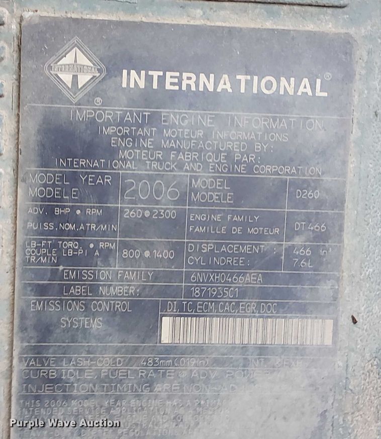 image for item FK0687 2007 International 7400 digger derrick truck