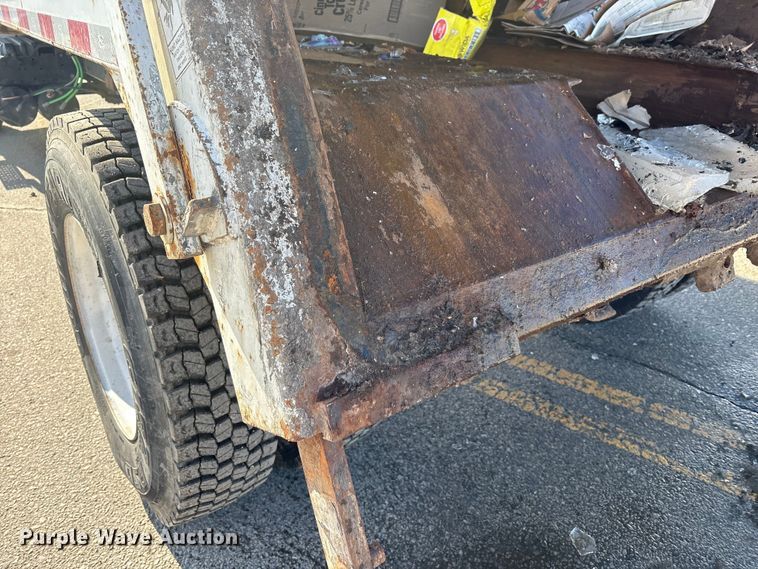 image for item FK1034 2009 International 7300 refuse truck