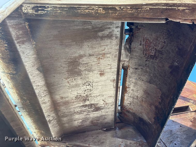 image for item FK1034 2009 International 7300 refuse truck