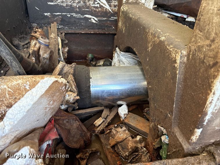 image for item FK1034 2009 International 7300 refuse truck