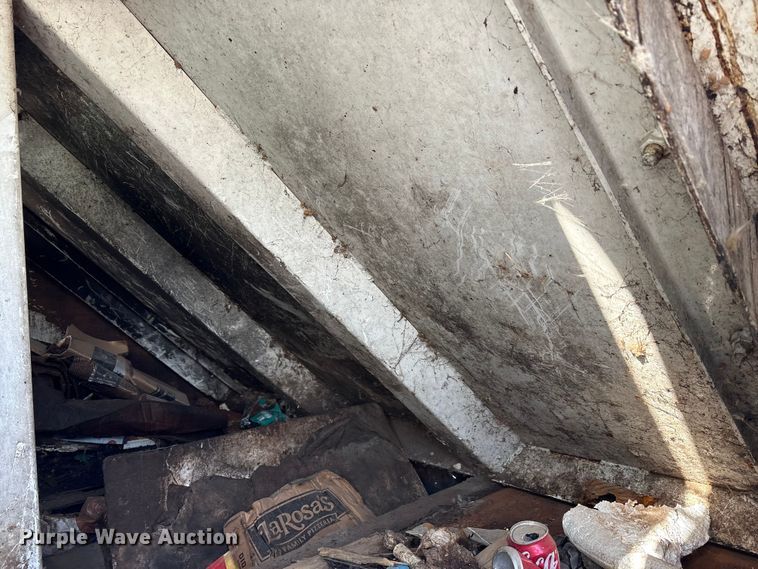 image for item FK1034 2009 International 7300 refuse truck