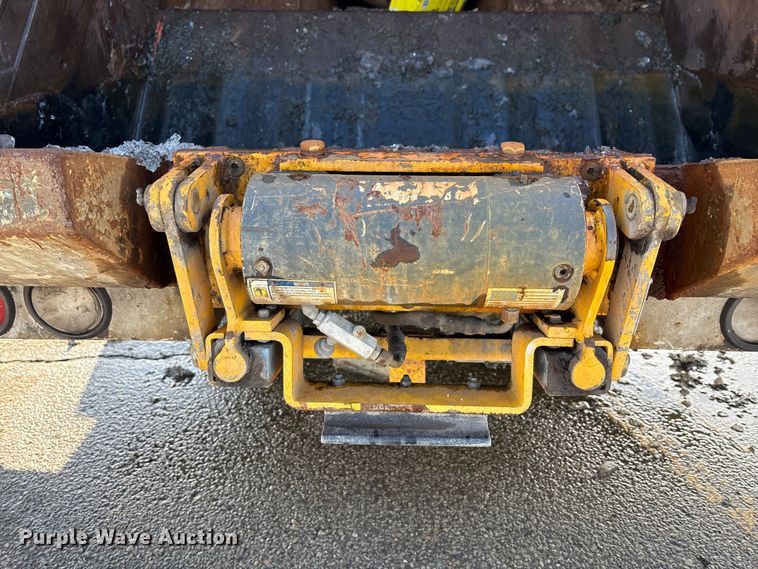 image for item FK1034 2009 International 7300 refuse truck