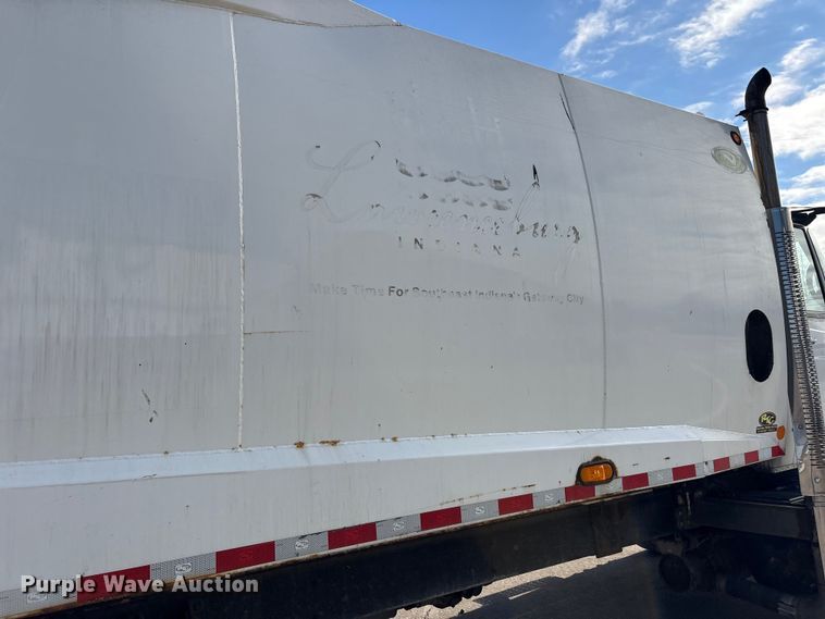 image for item FK1034 2009 International 7300 refuse truck