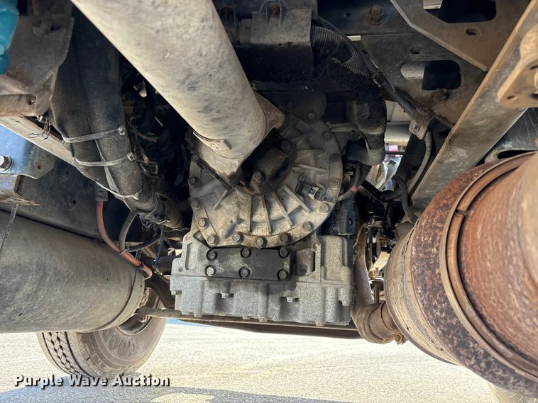 image for item FK1034 2009 International 7300 refuse truck