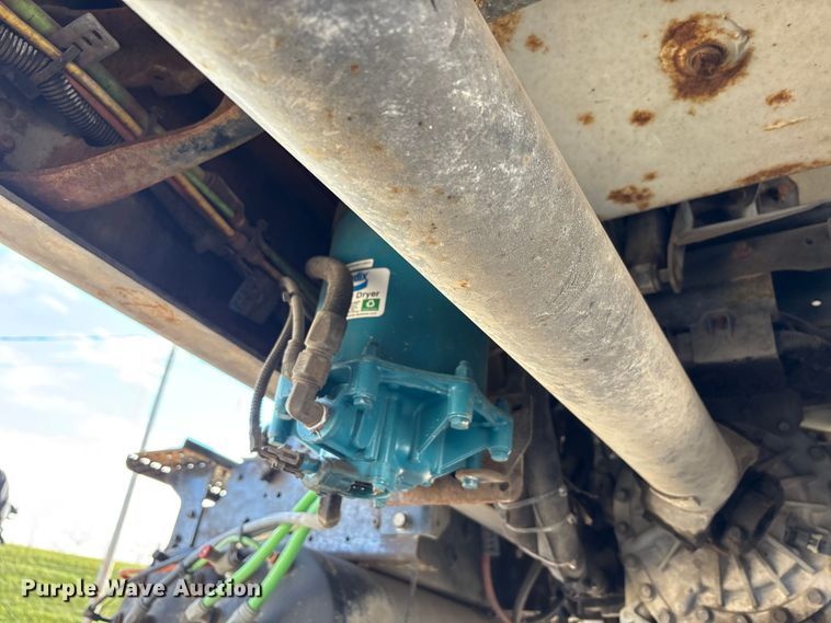 image for item FK1034 2009 International 7300 refuse truck