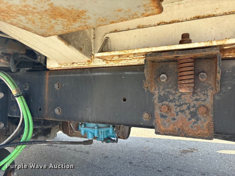 image for item FK1034 2009 International 7300 refuse truck