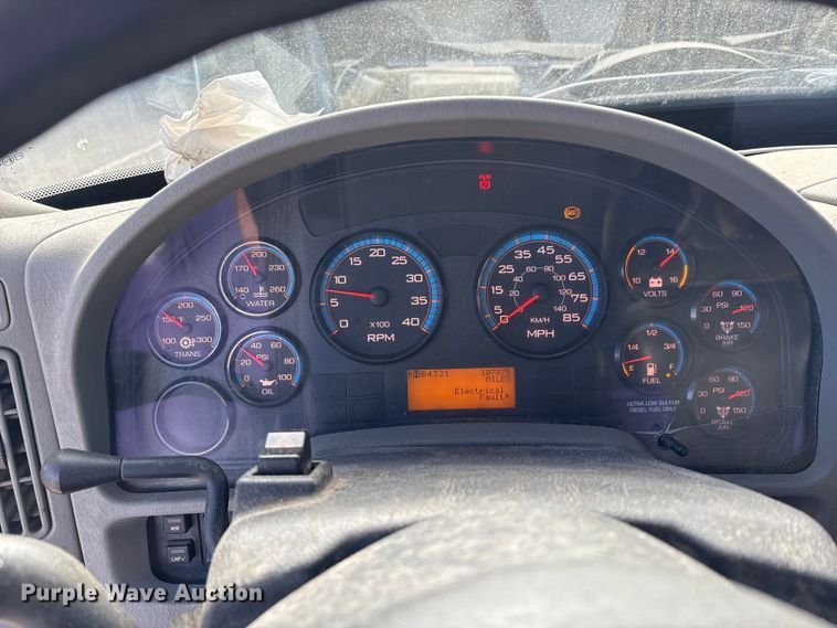 image for item FK1034 2009 International 7300 refuse truck