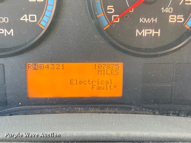 image for item FK1034 2009 International 7300 refuse truck