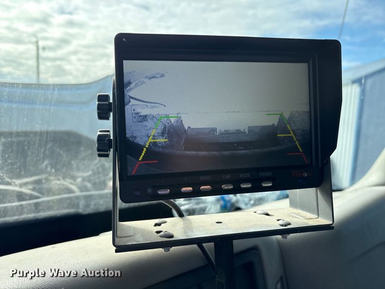 image for item FK1034 2009 International 7300 refuse truck