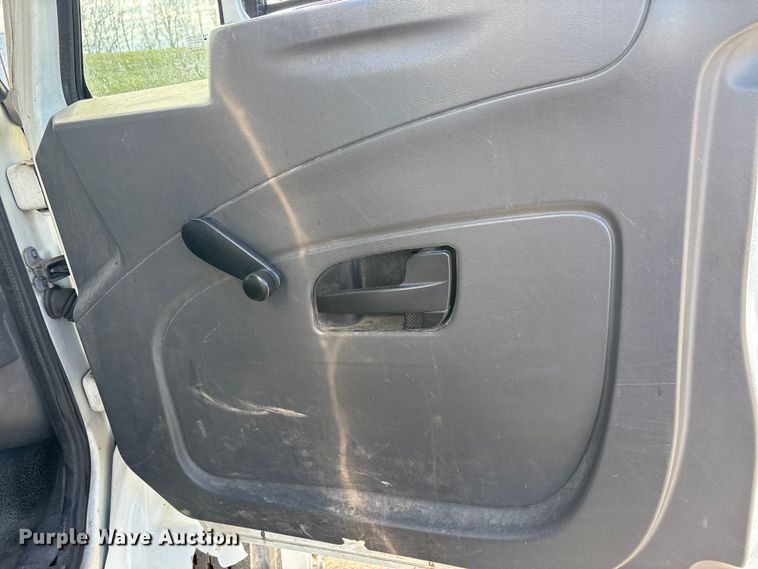 image for item FK1034 2009 International 7300 refuse truck