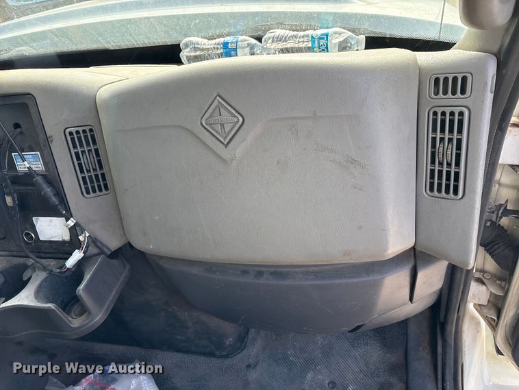 image for item FK1034 2009 International 7300 refuse truck