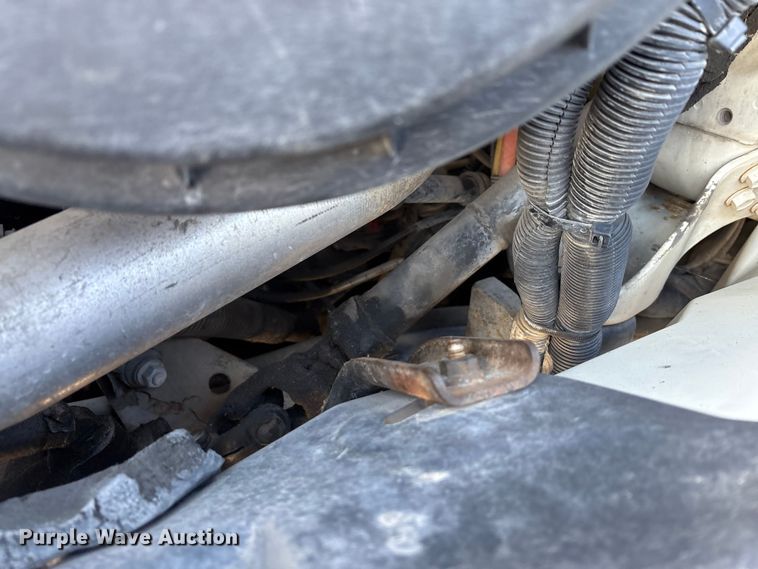 image for item FK1034 2009 International 7300 refuse truck