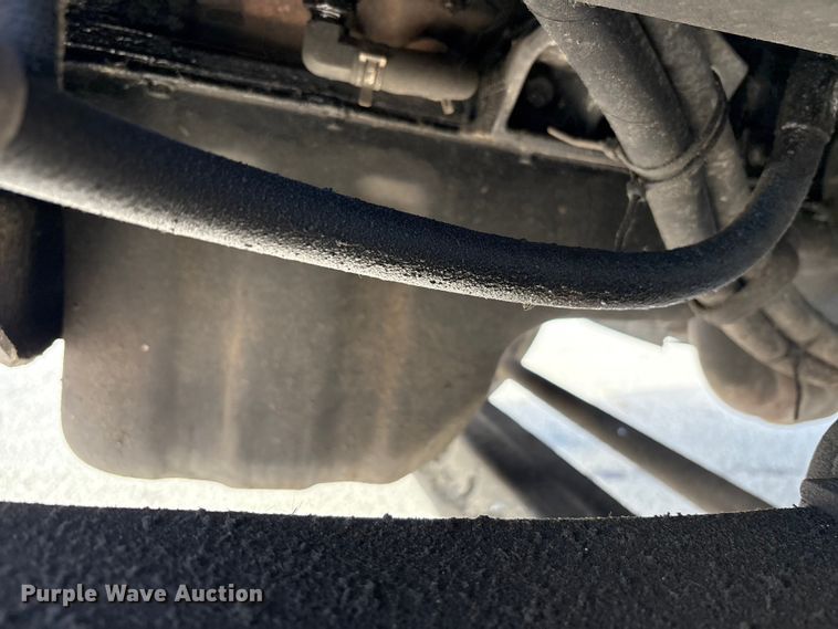 image for item FK1034 2009 International 7300 refuse truck