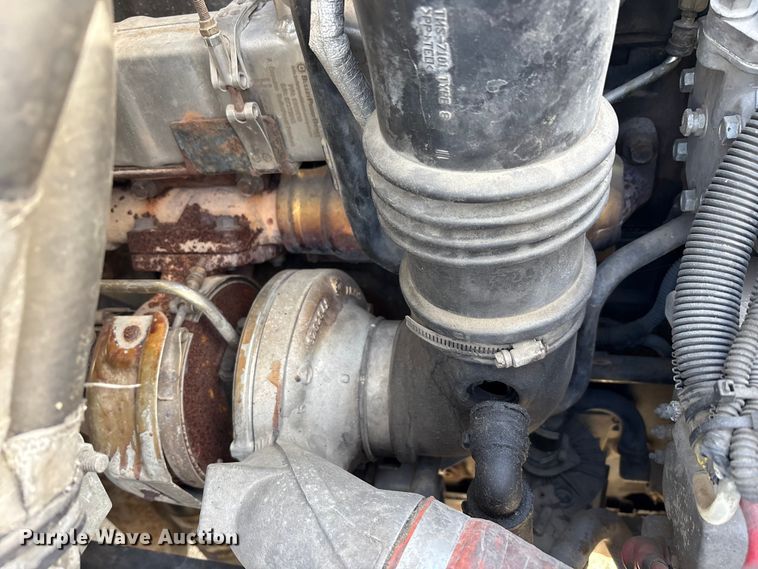 image for item FK1034 2009 International 7300 refuse truck