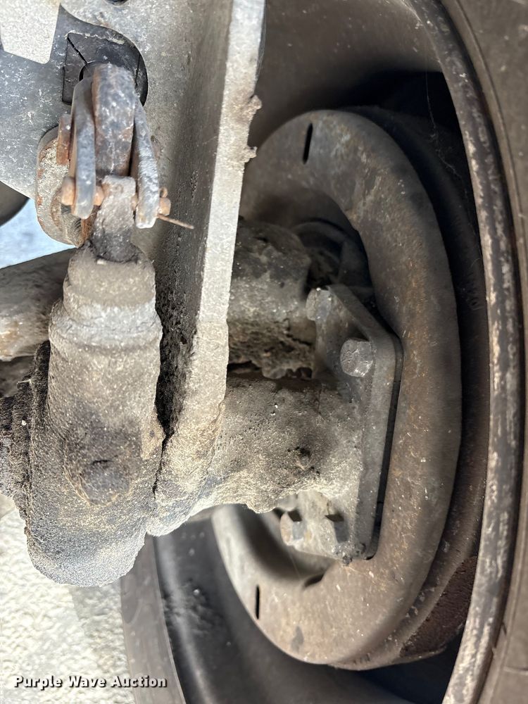 image for item FK1034 2009 International 7300 refuse truck