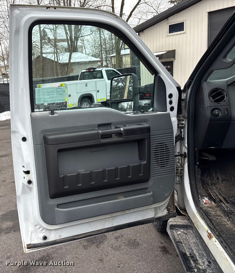 image for item FK1035 2012 Ford F250 pickup truck