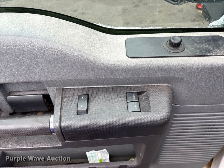 image for item FK1035 2012 Ford F250 pickup truck