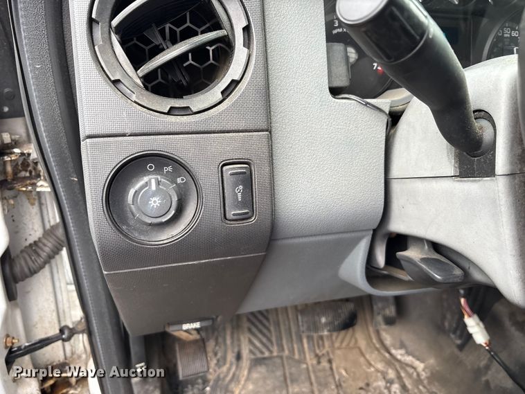 image for item FK1035 2012 Ford F250 pickup truck