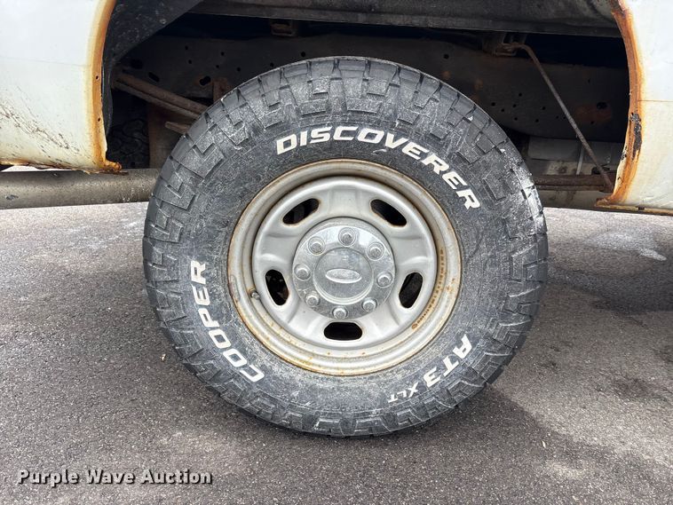 image for item FK1035 2012 Ford F250 pickup truck