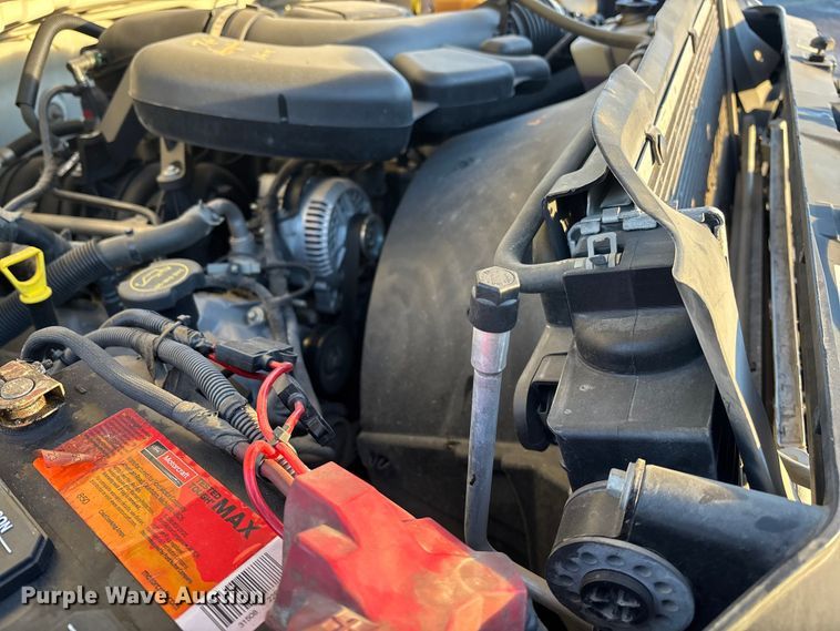 image for item OE9251 2008 Ford F250 Super Duty XL utility bed pickup truck