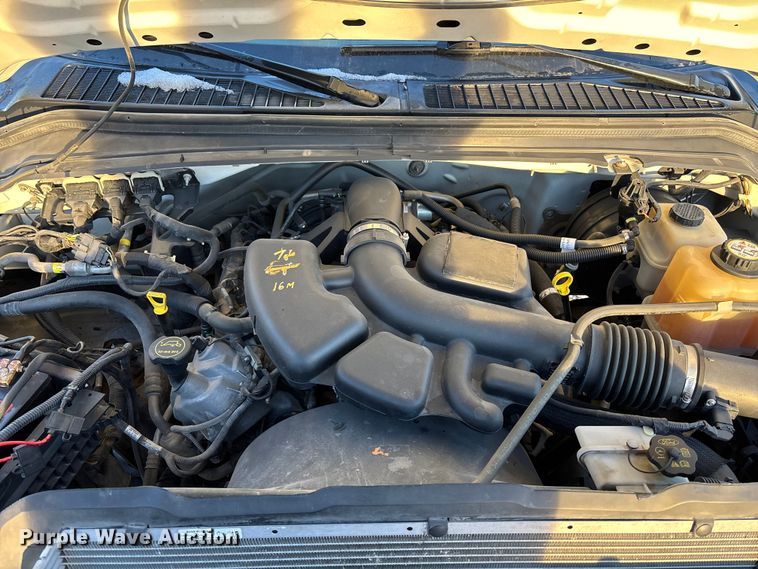 image for item OE9251 2008 Ford F250 Super Duty XL utility bed pickup truck