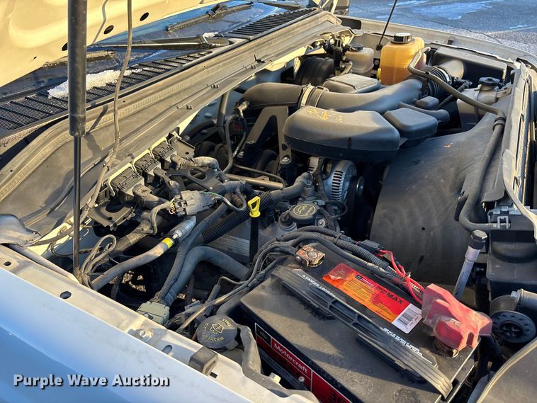 image for item OE9251 2008 Ford F250 Super Duty XL utility bed pickup truck