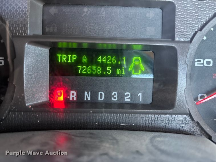 image for item OE9251 2008 Ford F250 Super Duty XL utility bed pickup truck