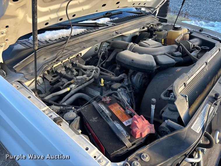 image for item OE9252 2008 Ford F250 Super Duty XL utility bed pickup truck