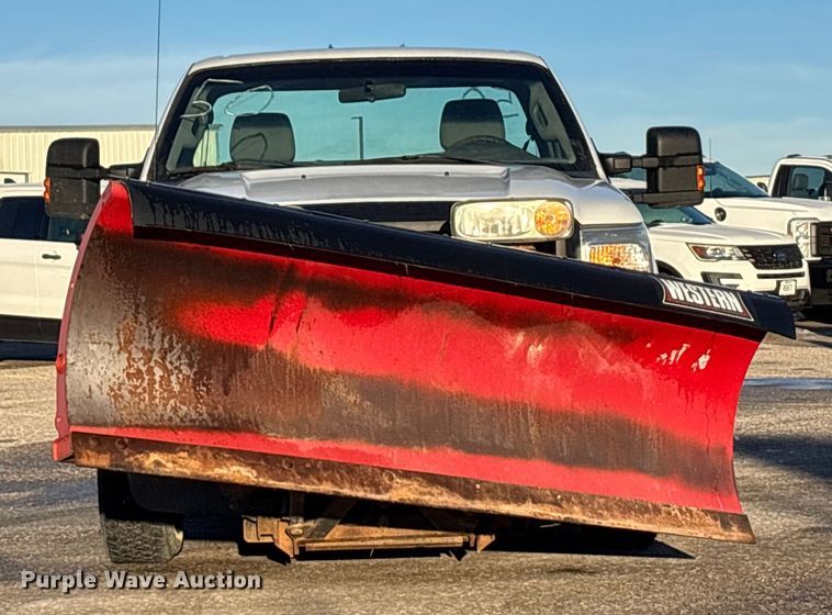 image for item OE9253 2011 Ford F250 Super Duty pickup truck