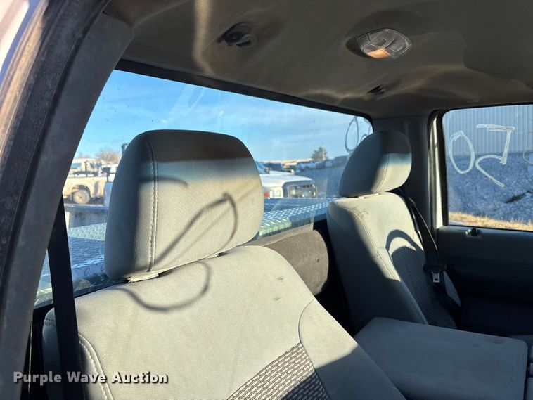 image for item OE9253 2011 Ford F250 Super Duty pickup truck