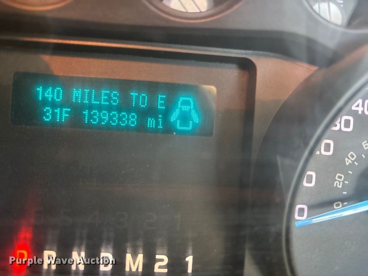 image for item OE9253 2011 Ford F250 Super Duty pickup truck