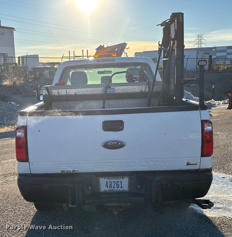 image for item OE9254 2011 Ford F250 Super Duty XL pickup truck