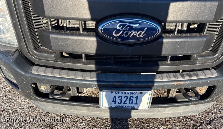 image for item OE9254 2011 Ford F250 Super Duty XL pickup truck