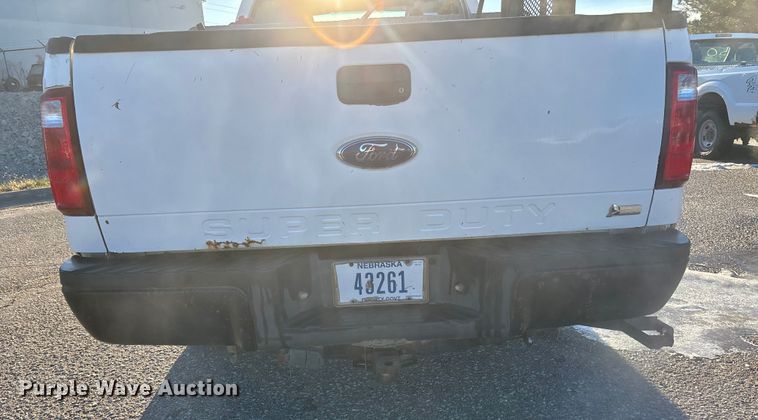 image for item OE9254 2011 Ford F250 Super Duty XL pickup truck